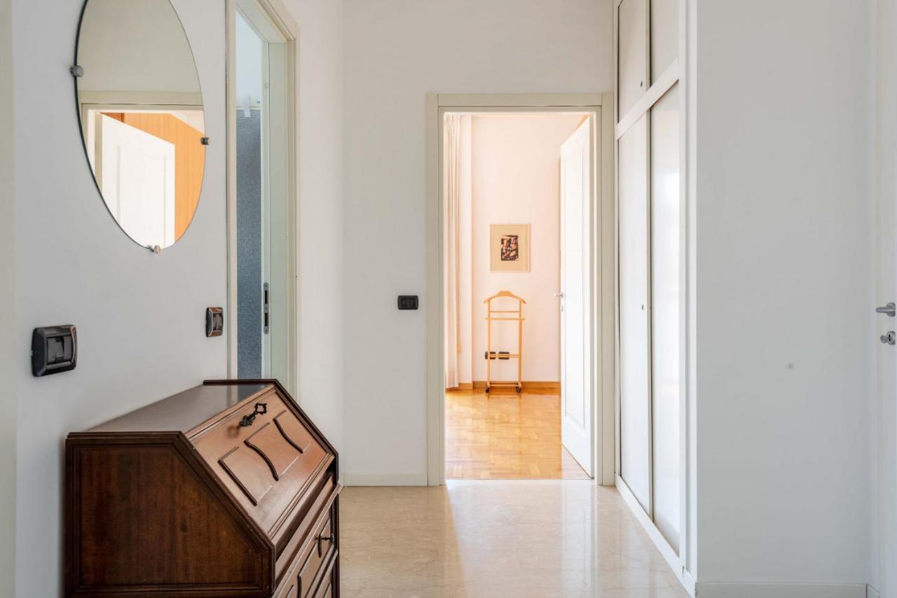 Amazing House In Porta Venezia By Easylife * Milán